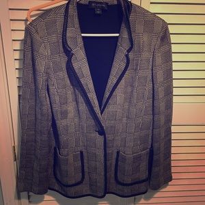 St John ladies pants suit